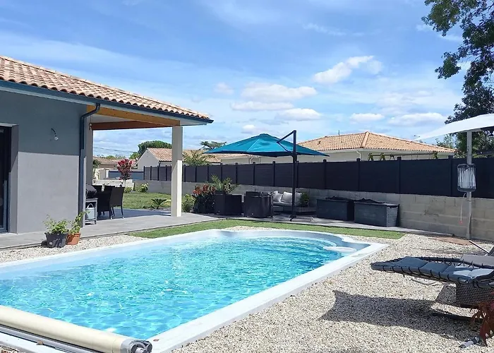 بيت للعطل House In With Saltwater Pool & Vineyards *